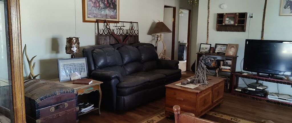 Photo of Livingroom in Hico
