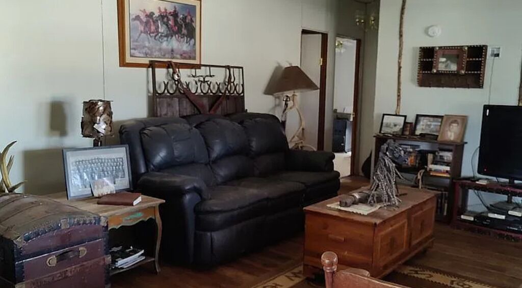 Photo of Livingroom in Hico