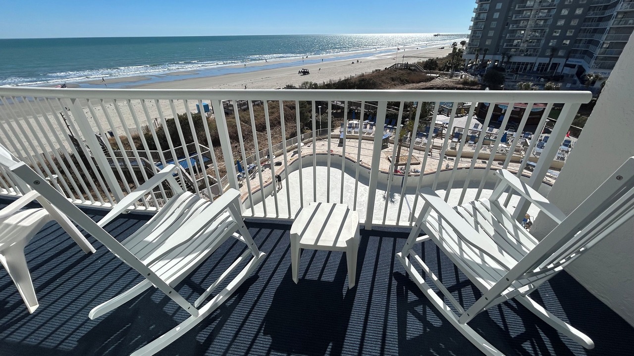 Photo of Patio Balcony in Arcadian Shores