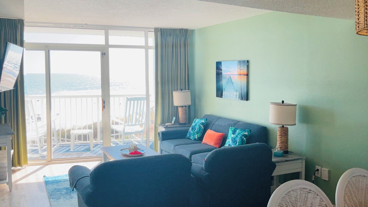 Photo of Patio Balcony in Arcadian Shores