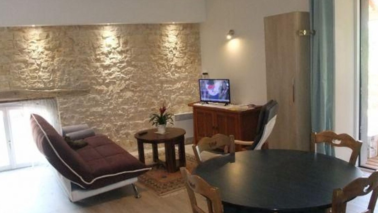 Photo of Others in Traves