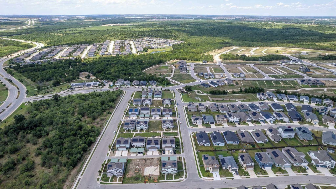 Photo of Outdoor in Manor
