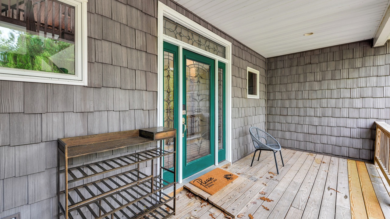 Photo of Patio Balcony in Wicomico Church
