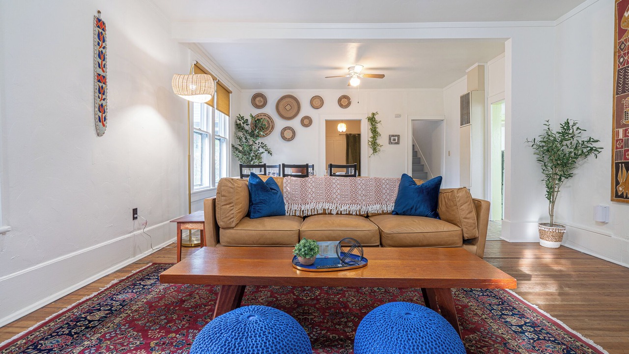 Photo of Livingroom in Market District