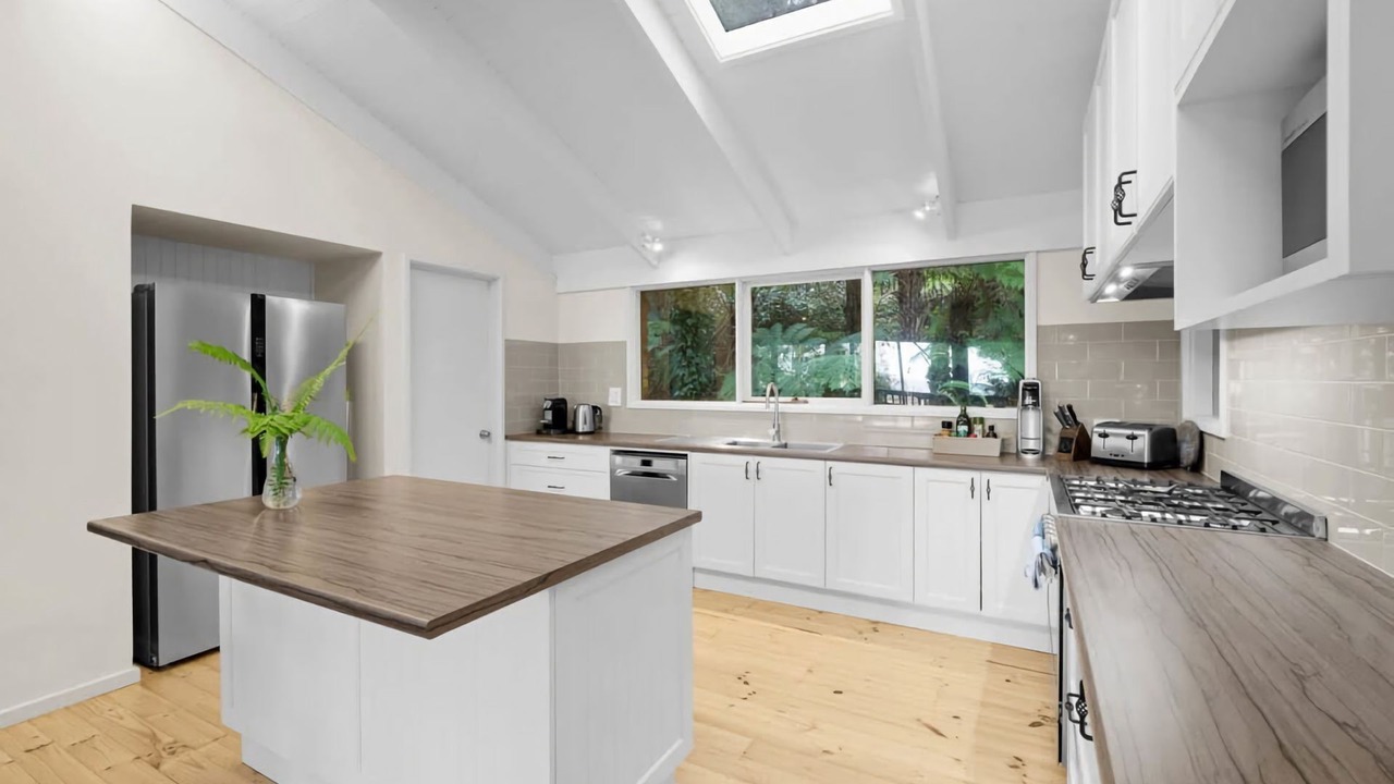 Photo of Kitchen in Menzies Creek