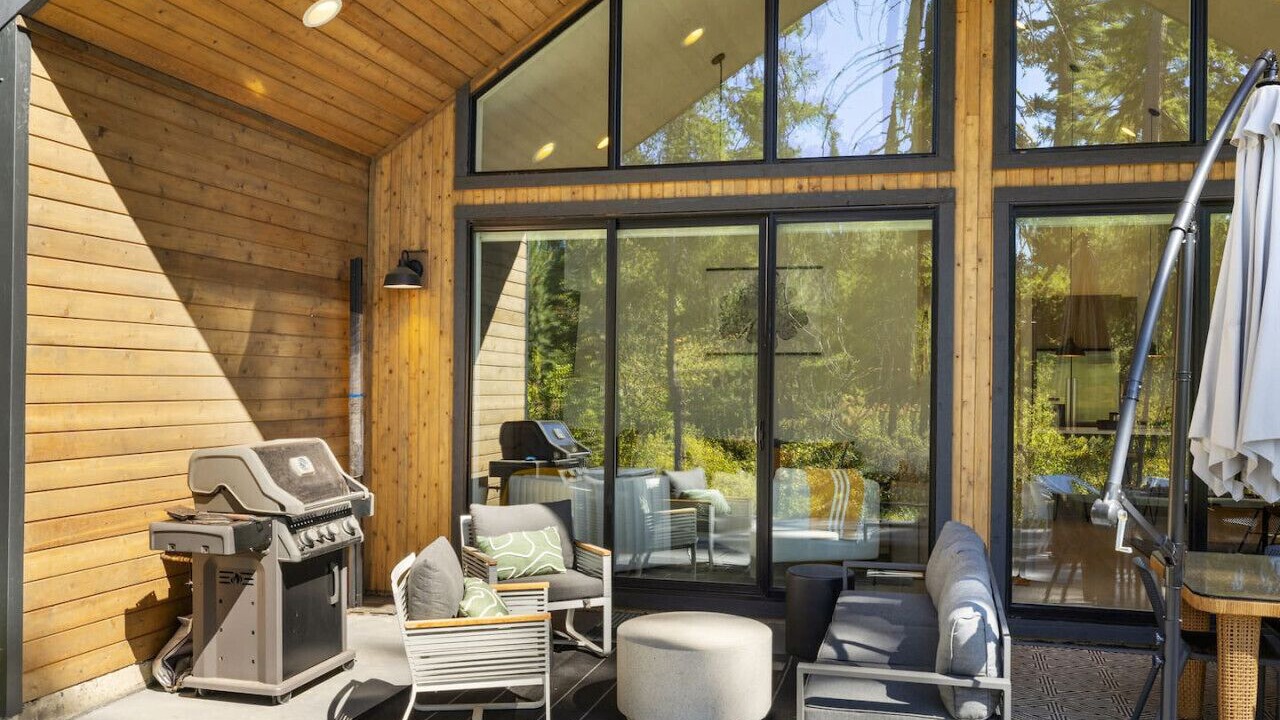 Photo of Patio Balcony in Roslyn