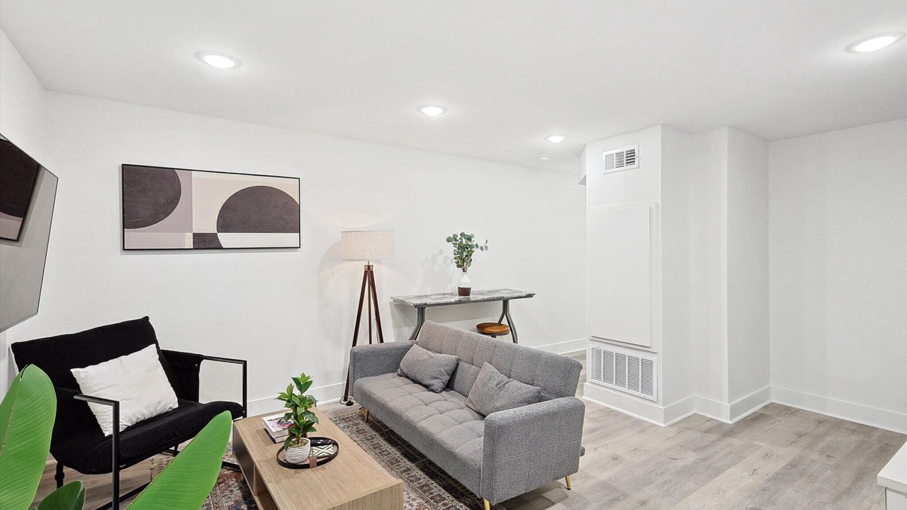 Photo of Livingroom in Old East Dallas