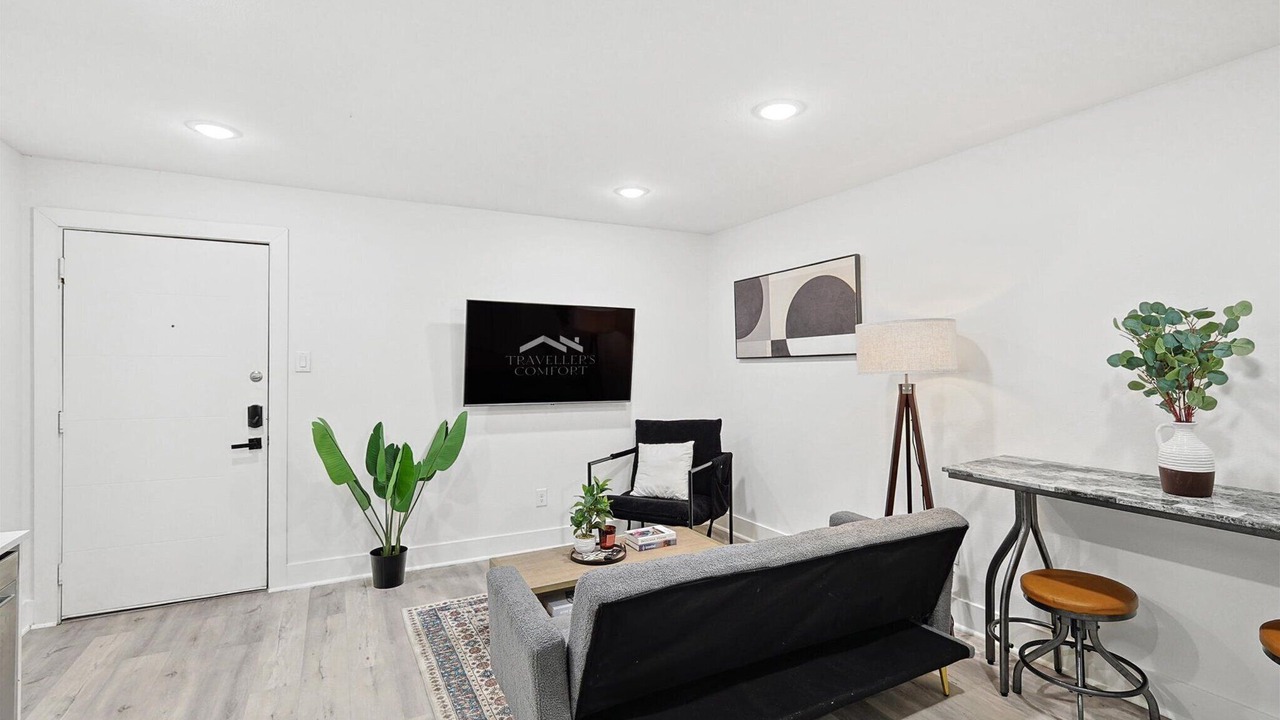 Photo of Livingroom in Old East Dallas