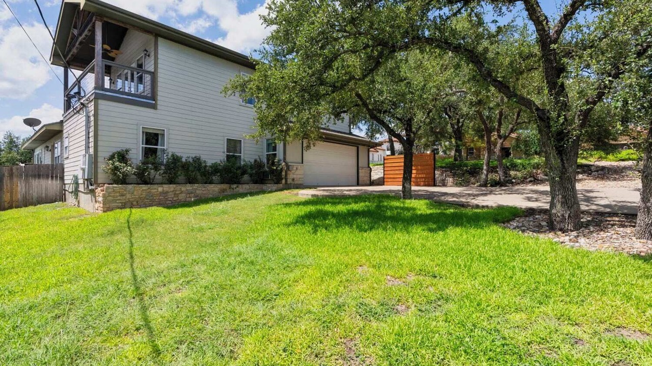 Photo of Outdoor in Cardinal Hills