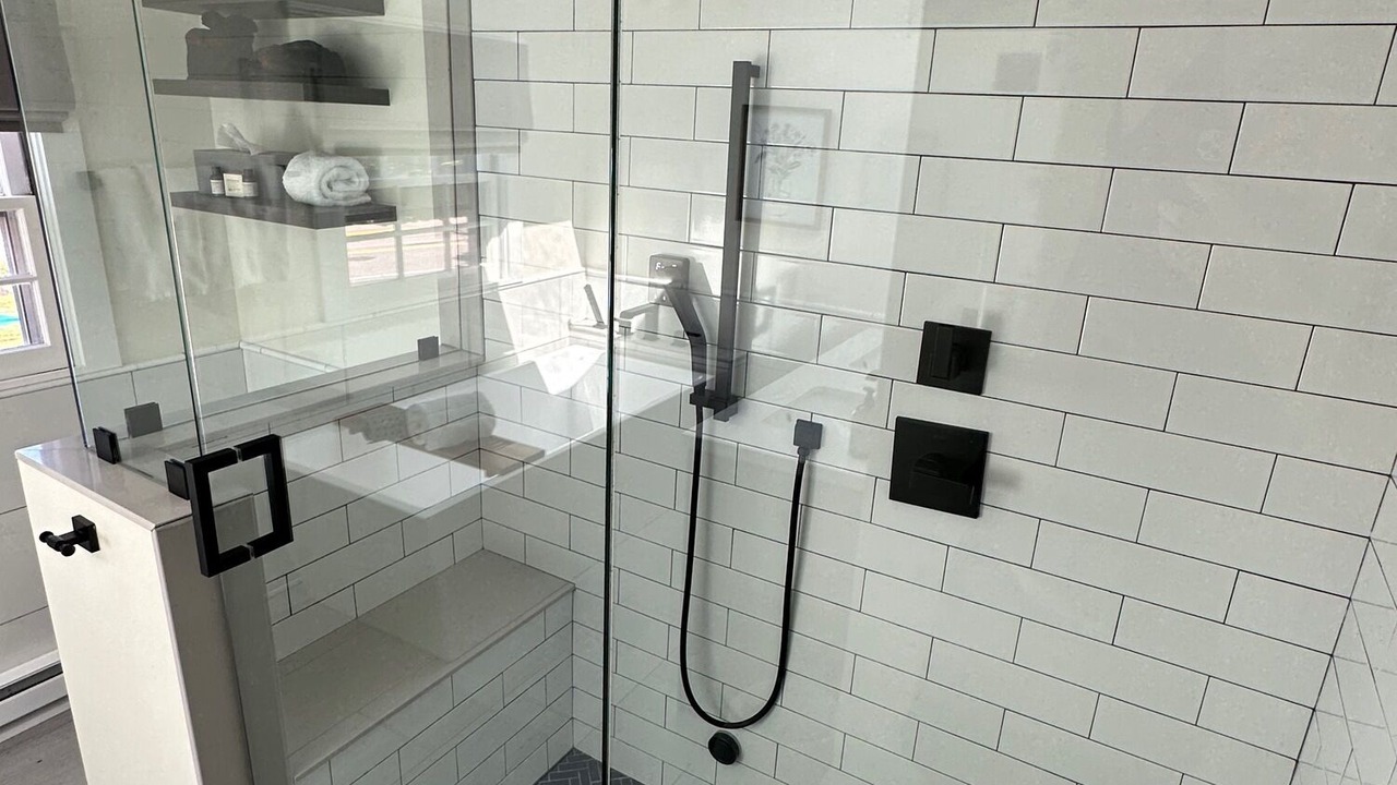 Photo of Bathroom in Ogunquit