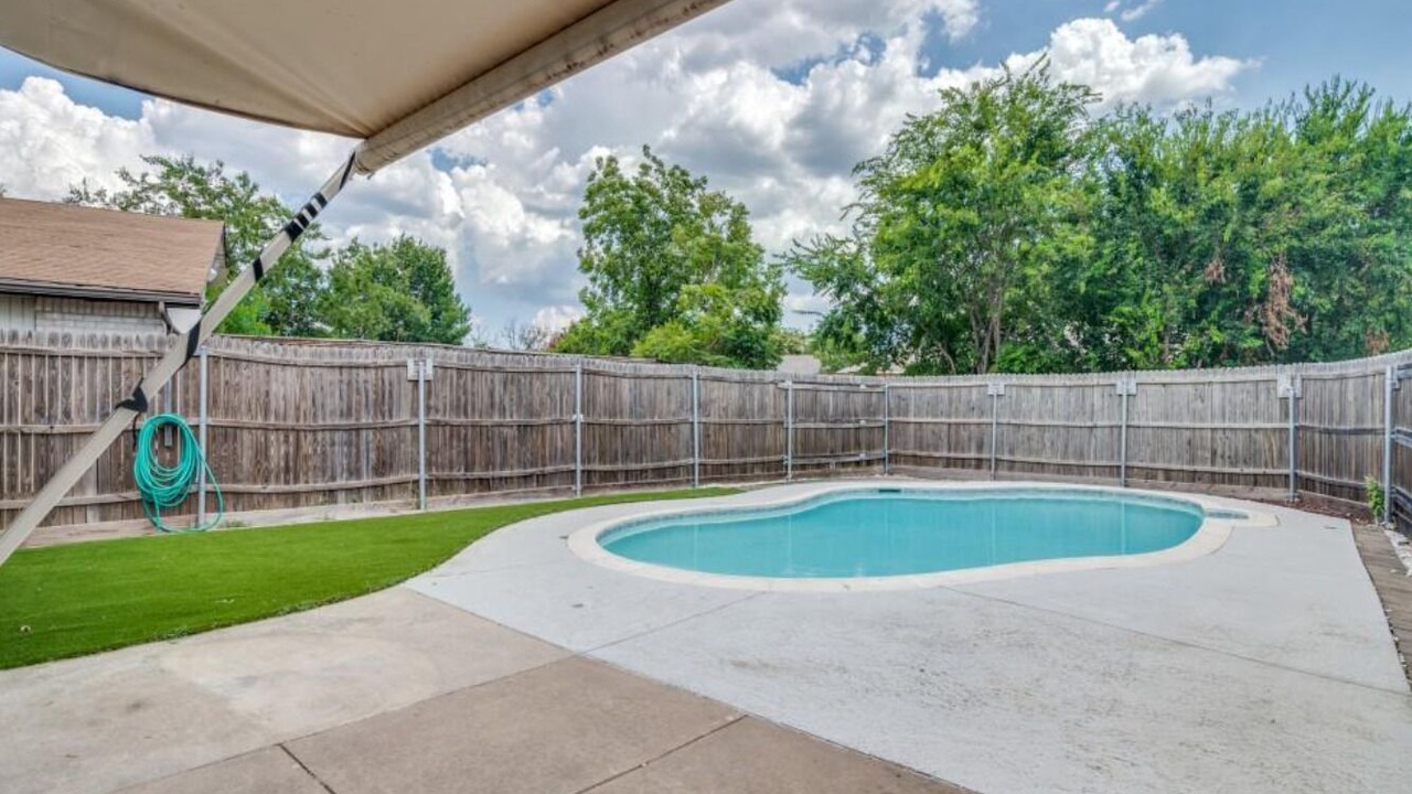 Photo of Outdoor in Northeast Carrollton