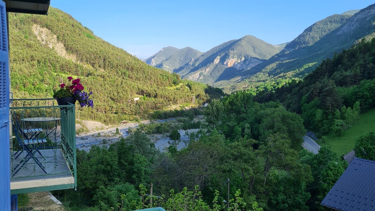 Photo of Others in Saint-Martin-dʼEntraunes