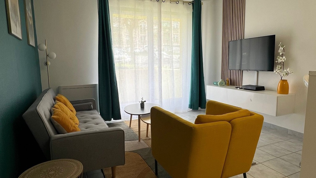 Photo of Others in Touques