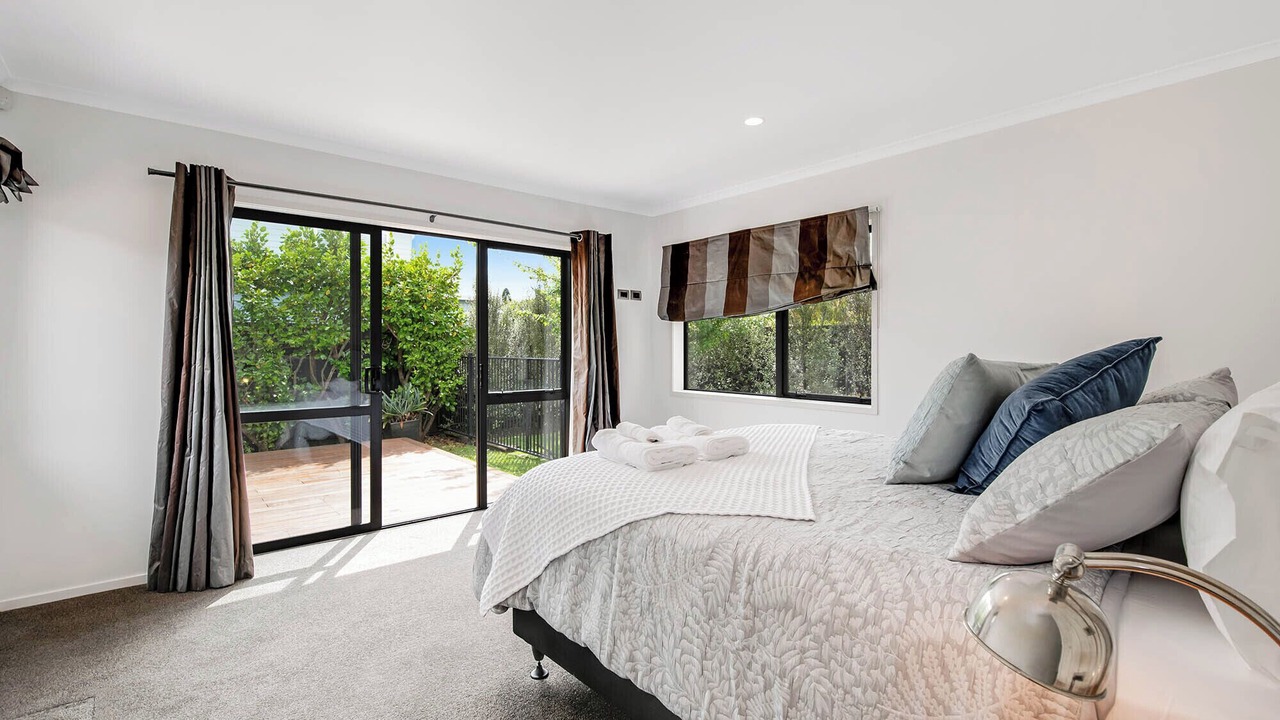 Photo of Others in Manly