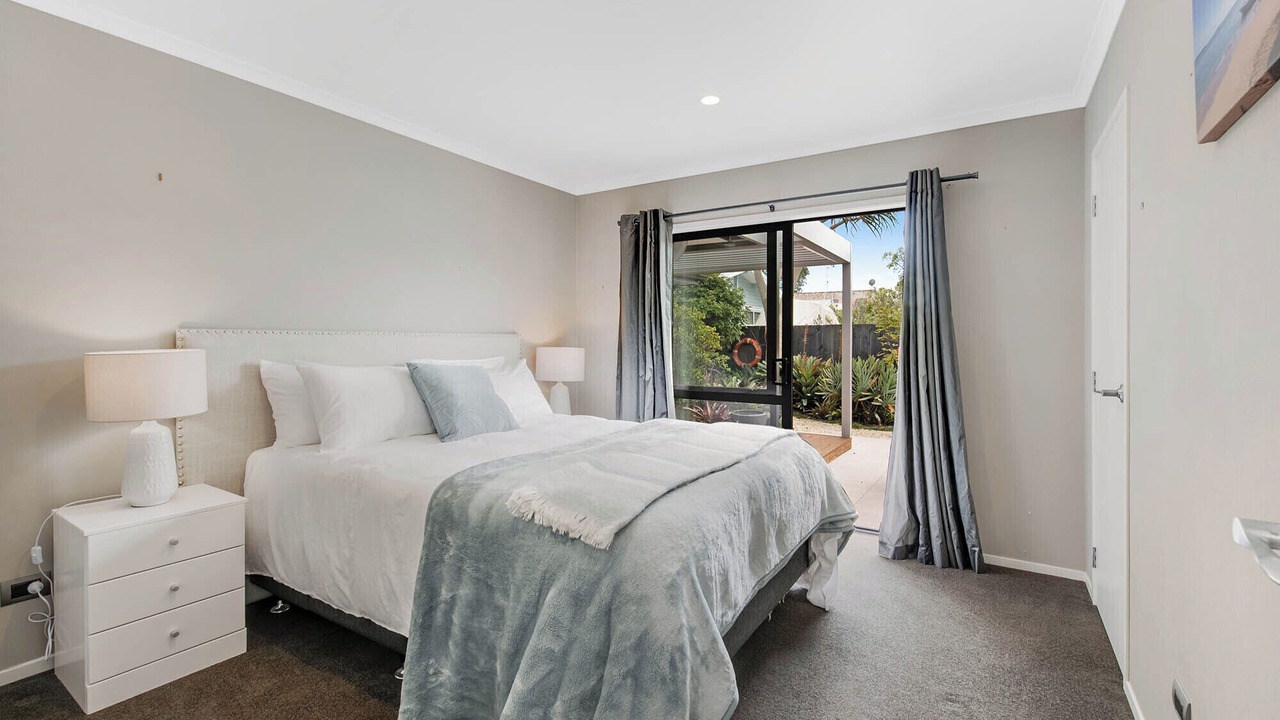 Photo of Others in Manly