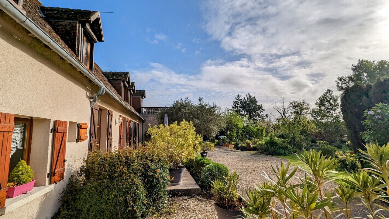 Photo of Outdoor in Azay-le-Ferron