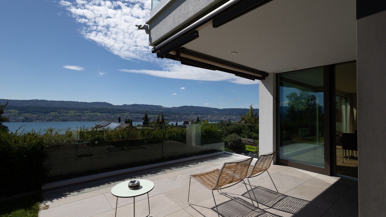 Photo of Patio Balcony in Meilen District