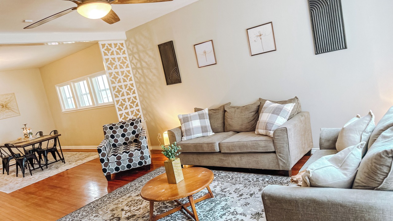 Photo of Livingroom in Vernon