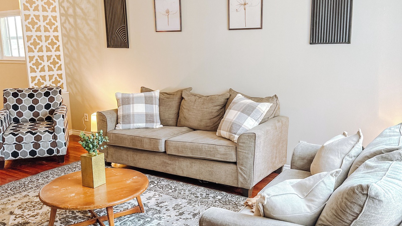 Photo of Livingroom in Vernon
