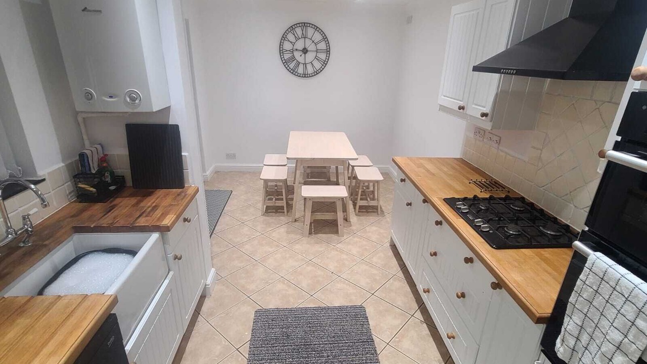 Photo of Kitchen in Basingstoke