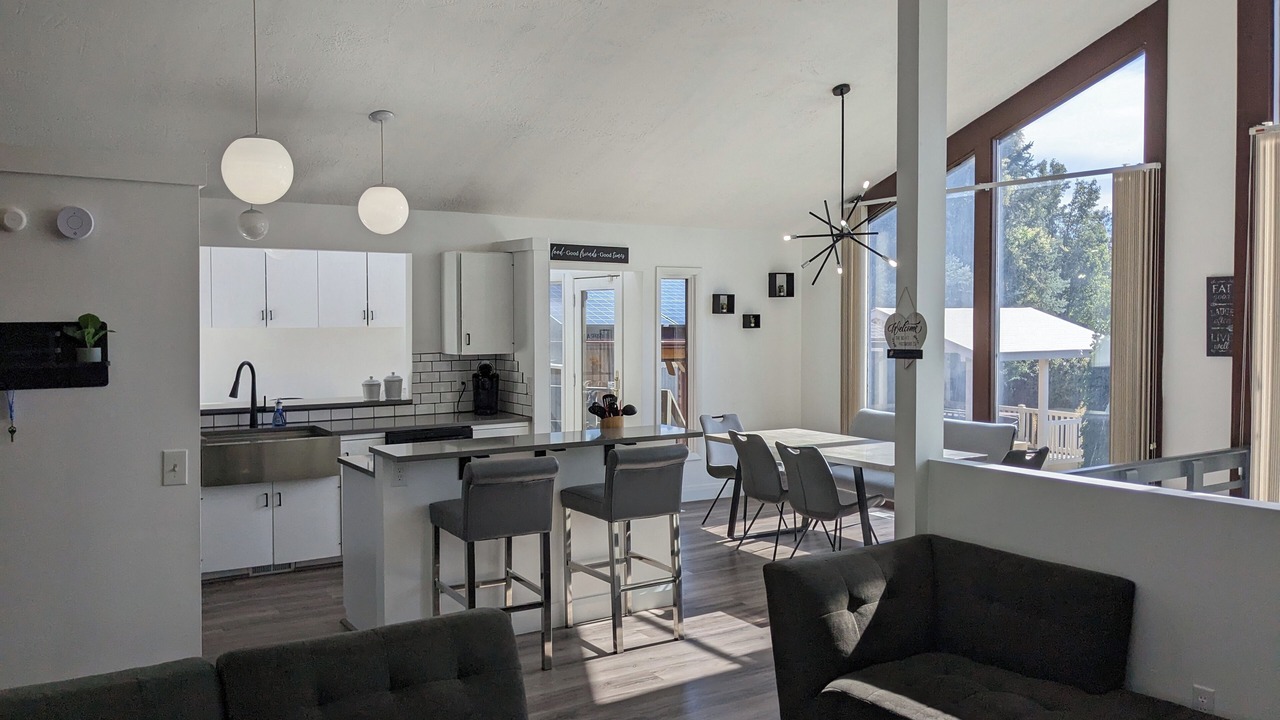 Photo of Livingroom in Taylorsville