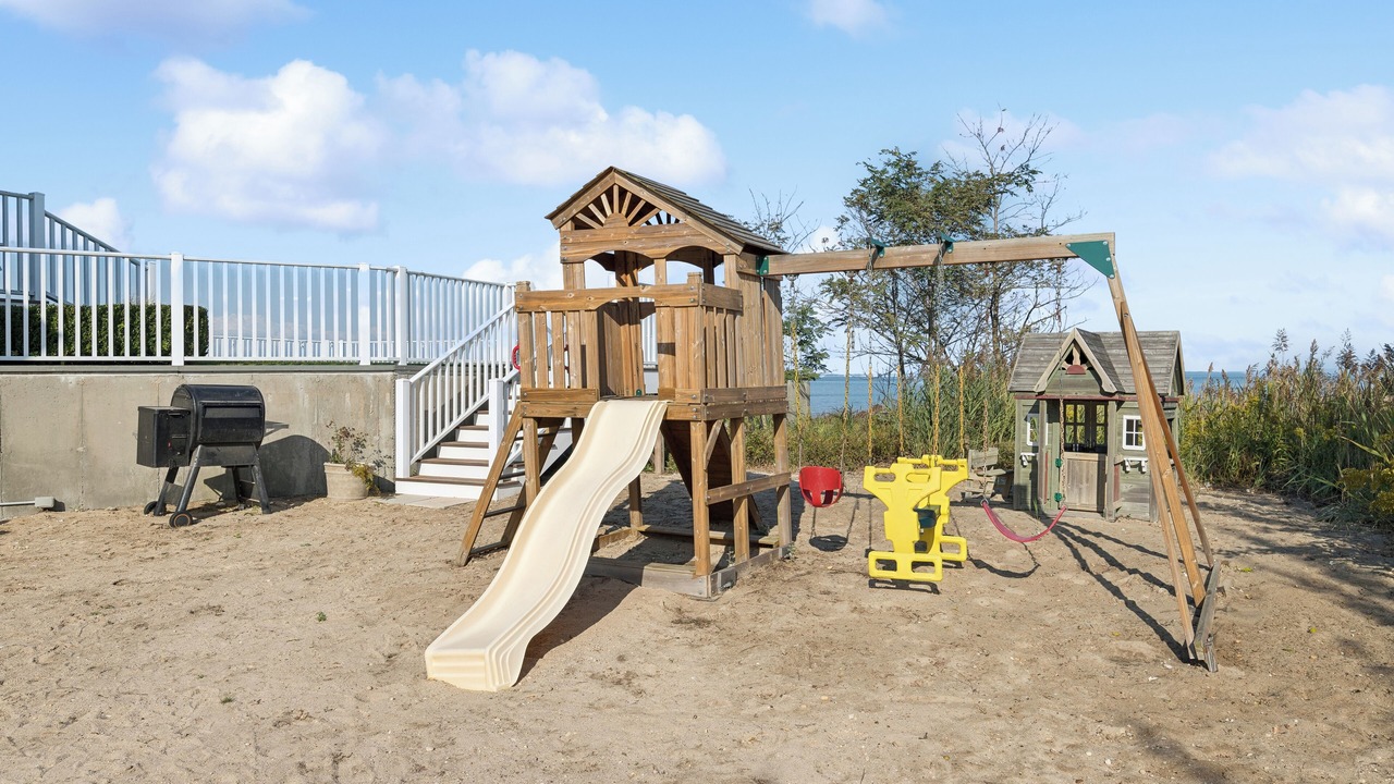 Photo of Others in Flanders