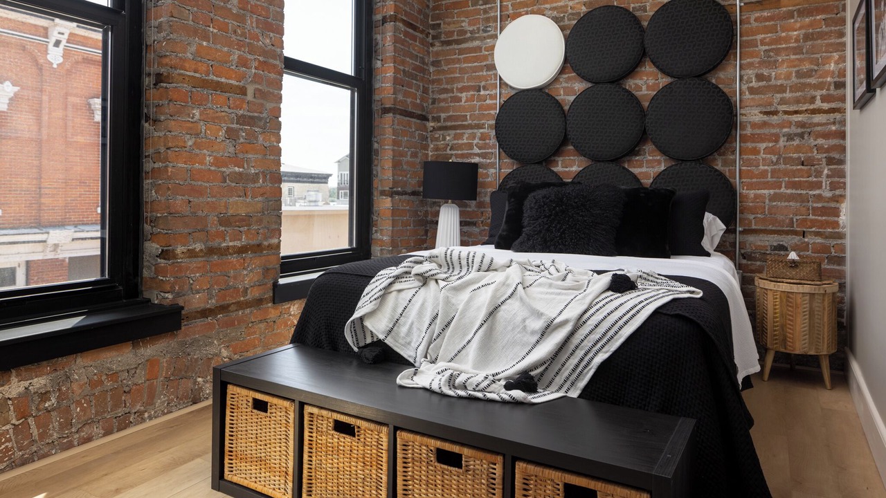 Photo of Bedroom in Boblo Island