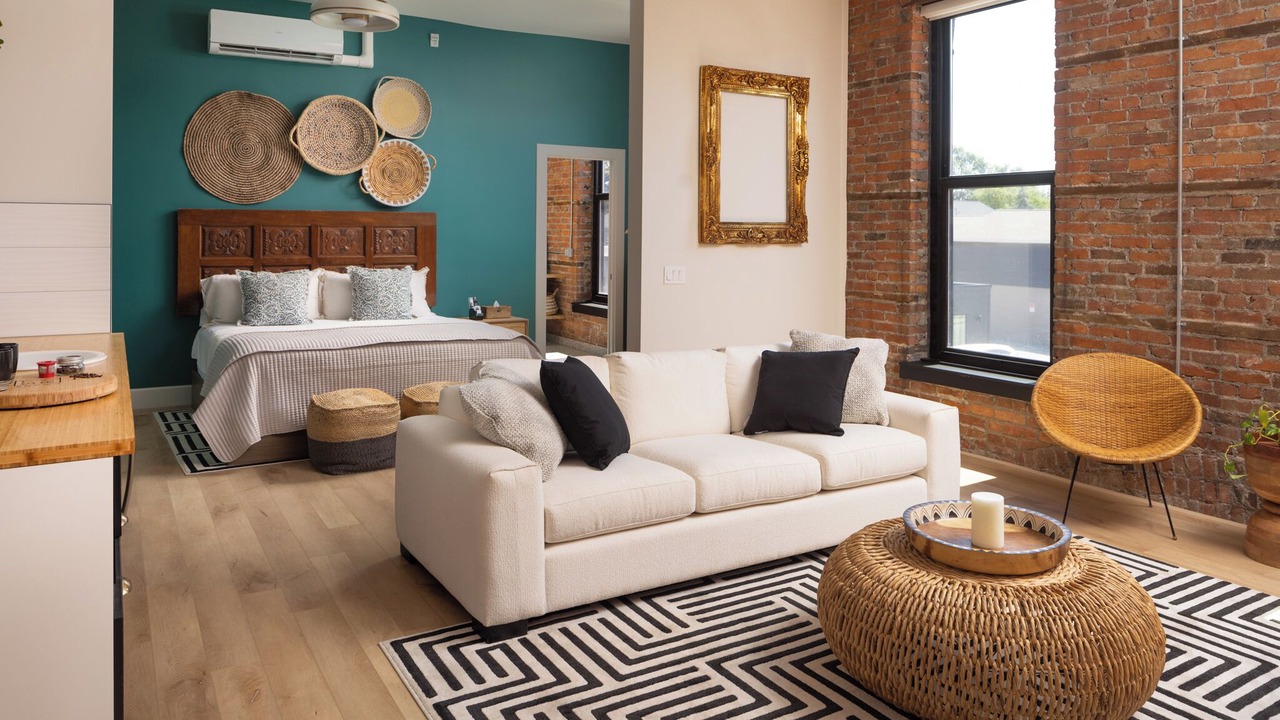 Photo of Bedroom in Boblo Island
