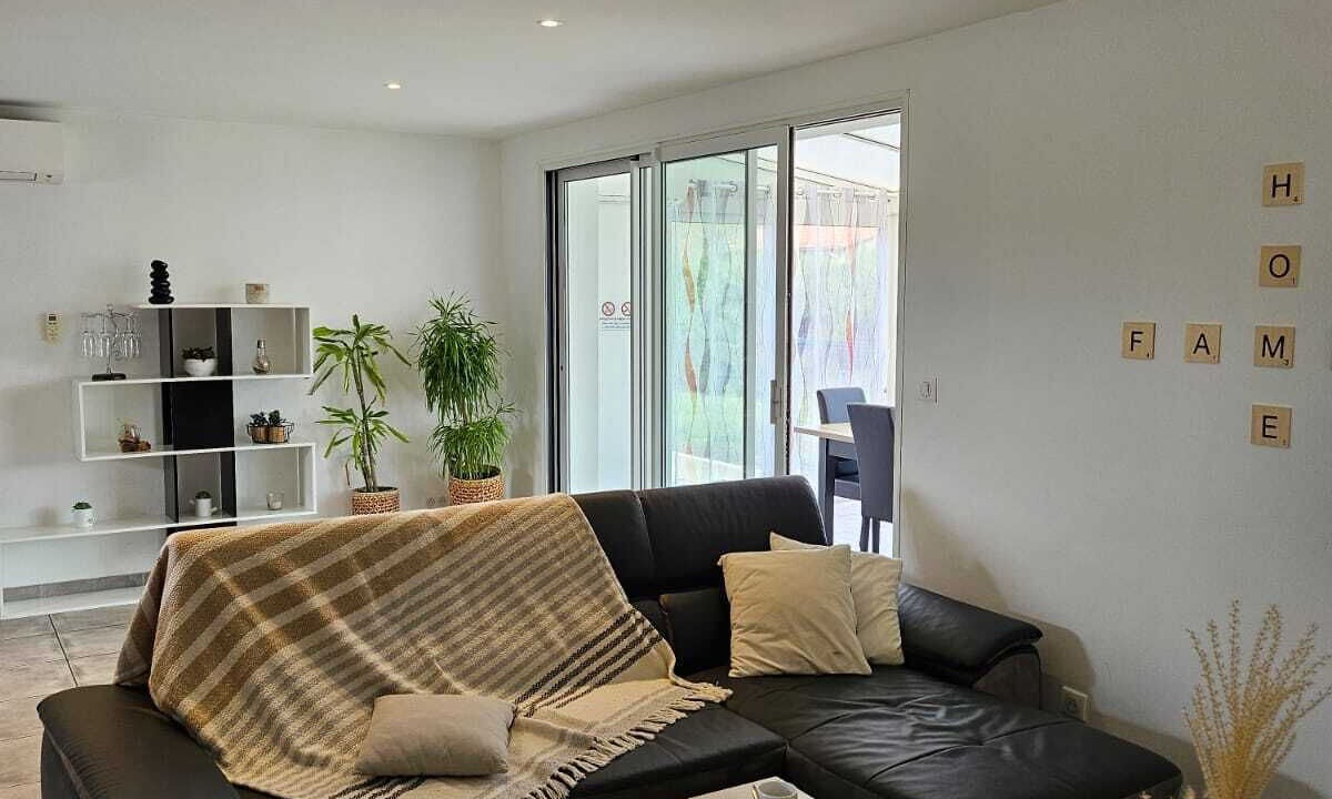 Photo of Livingroom in Cornebarrieu