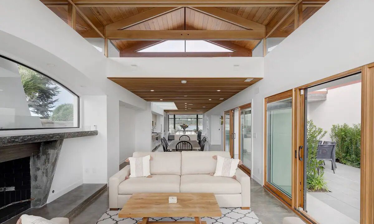 Photo of Livingroom in Stinson Beach