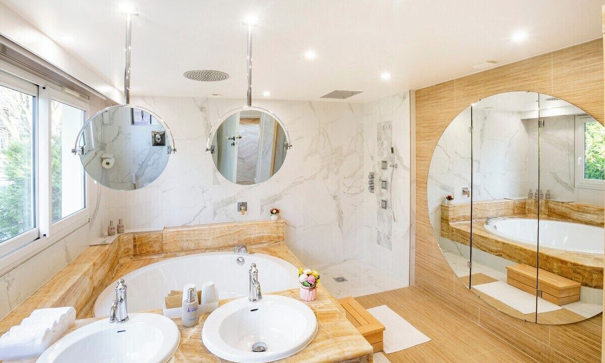 Photo of Others in Sceaux