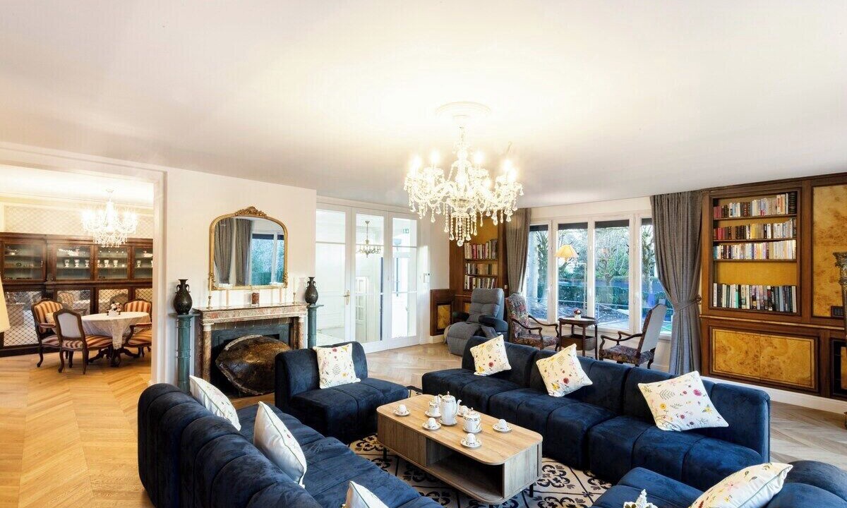 Photo of Livingroom in Sceaux