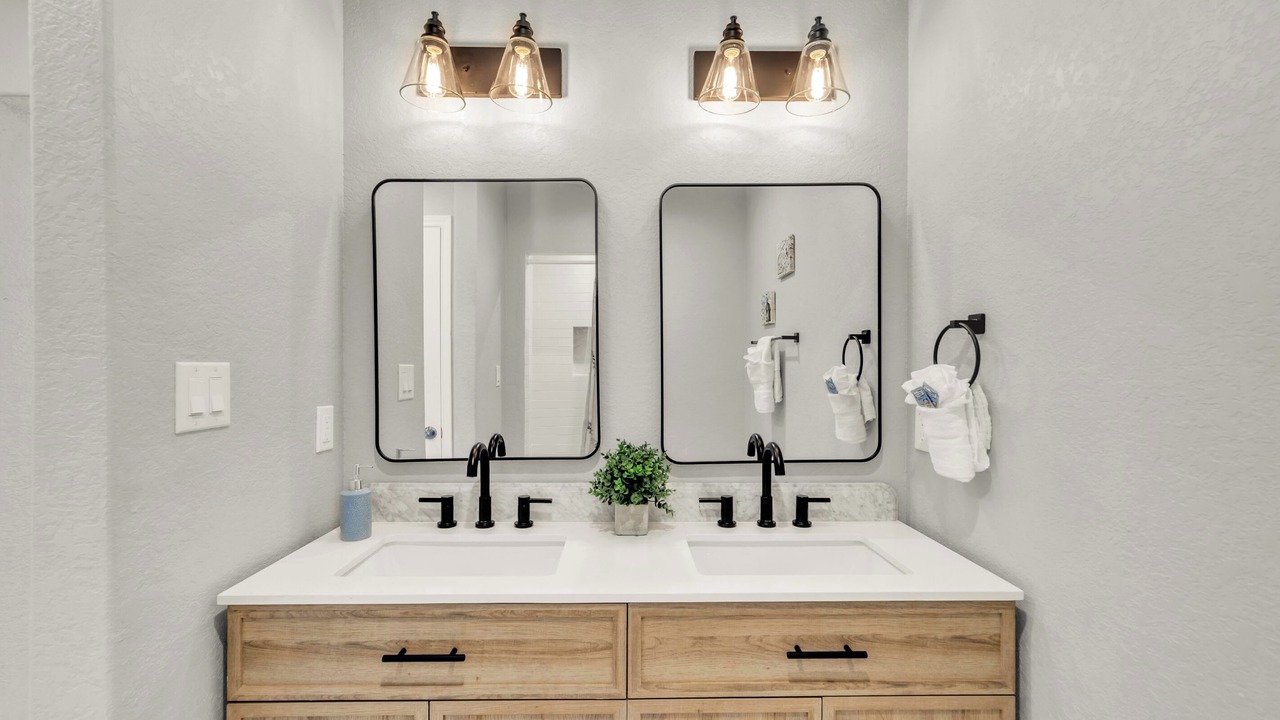 Photo of Bathroom in Denver Heights