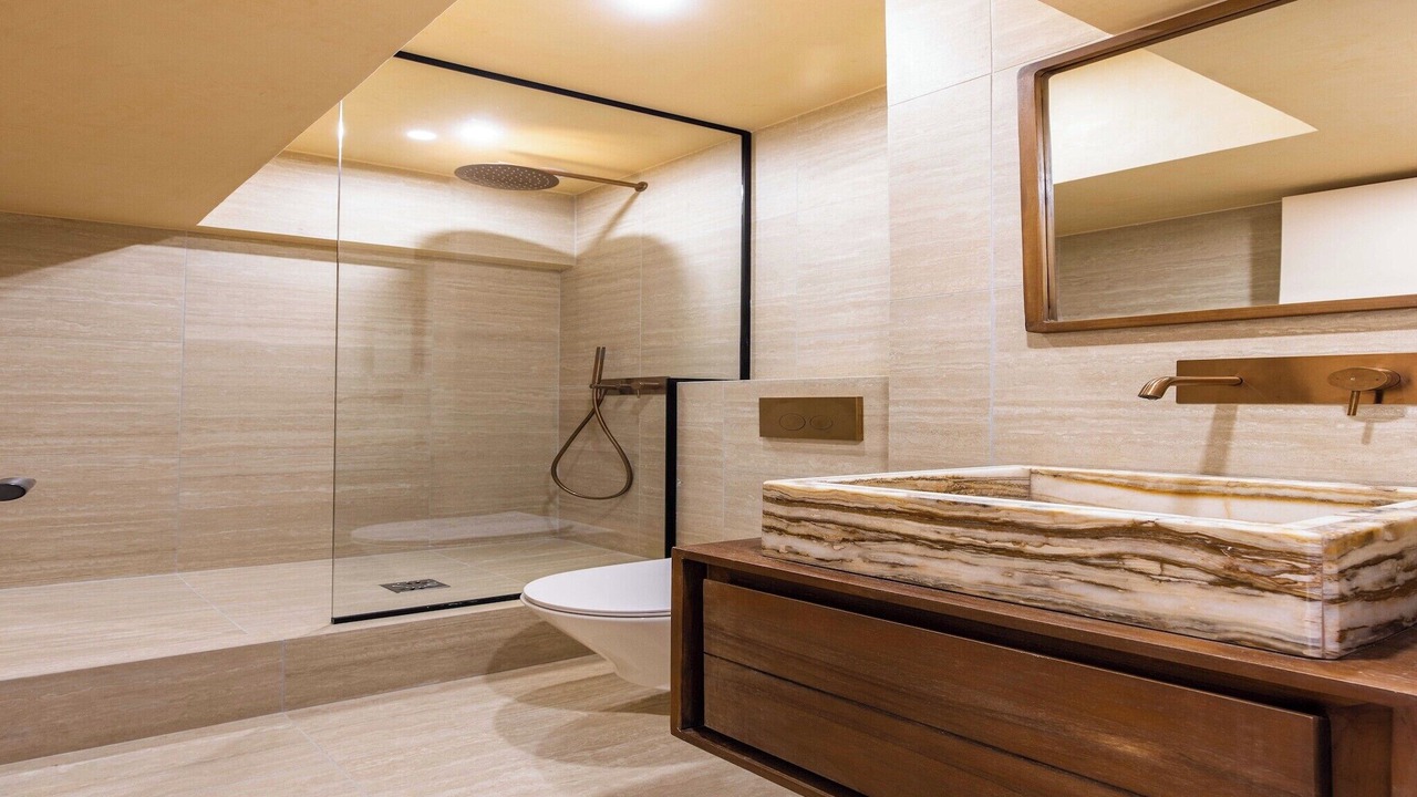 Photo of Bathroom in Quartier de la Porte-Saint-Denis