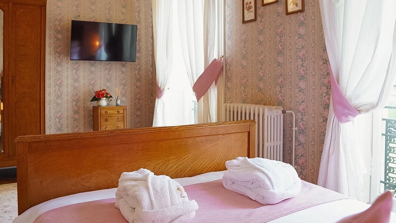 Photo of Bedroom in Saint-Germain-du-Plain