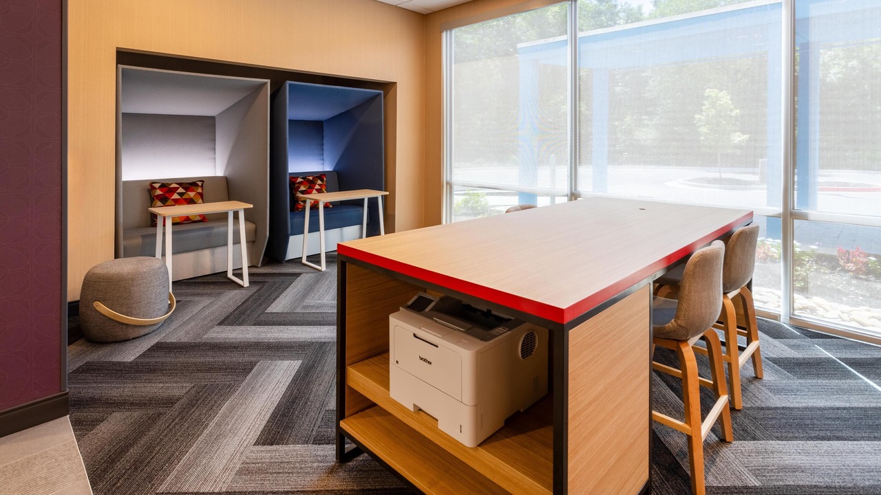 Photo of Others in Commerce