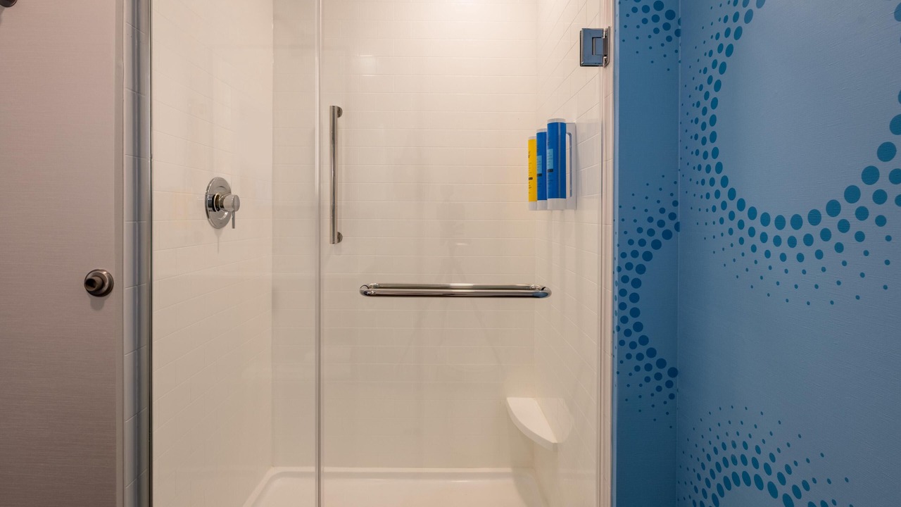 Photo of Bathroom in Commerce