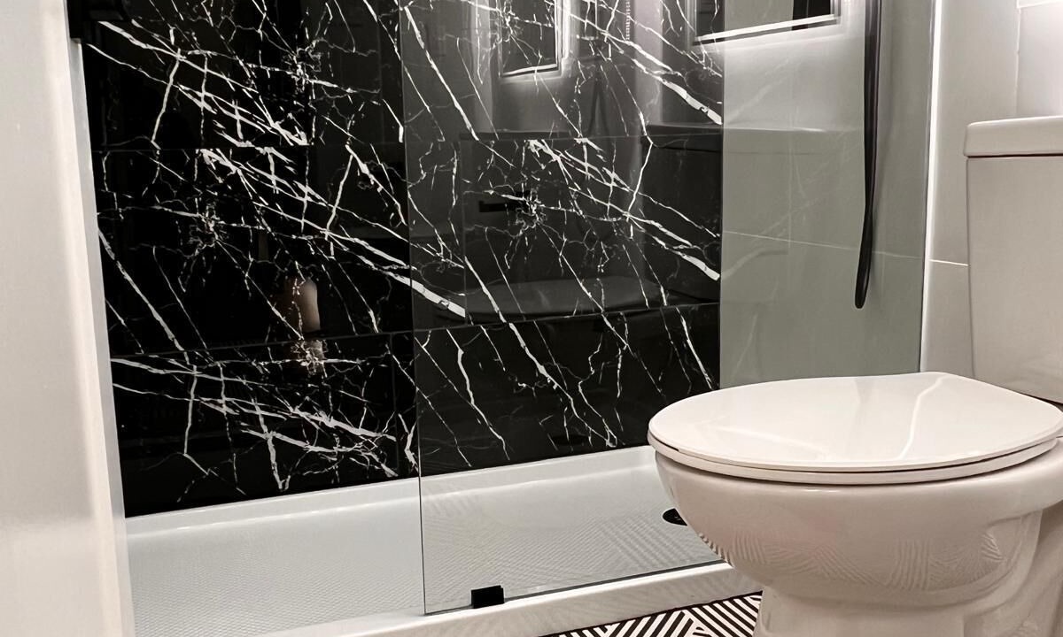 Photo of Bathroom in Shamrock