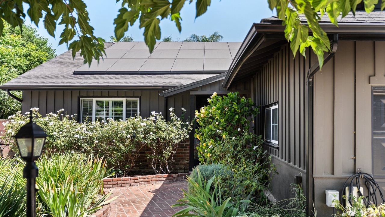 Photo of Outdoor in Reseda