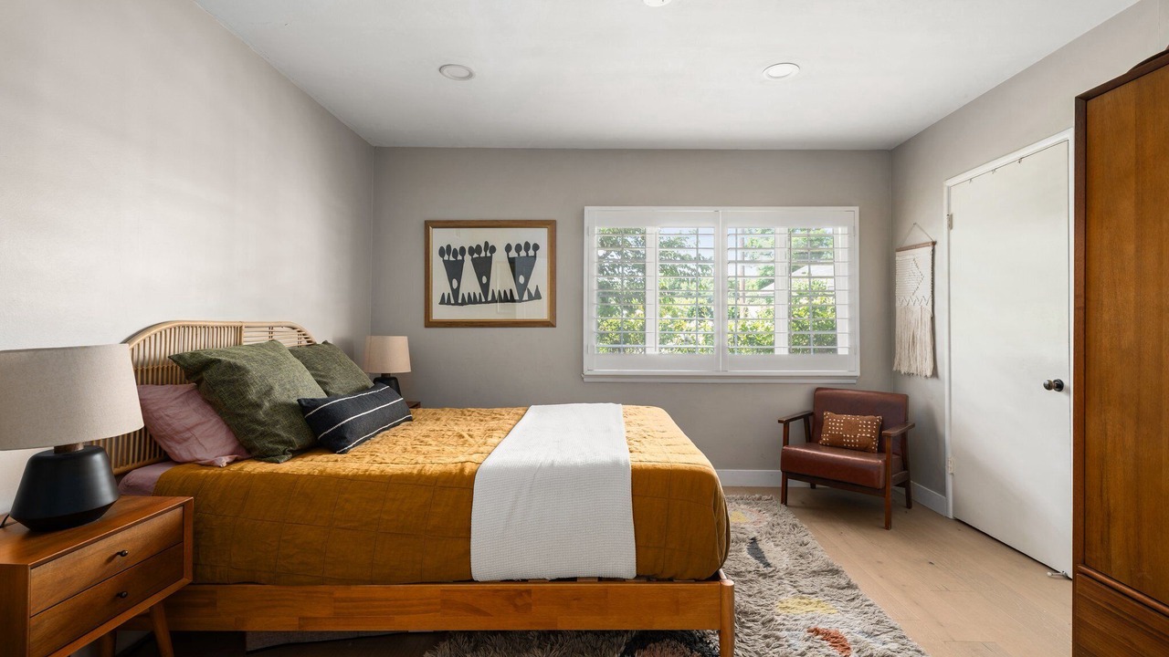 Photo of Bedroom in Reseda