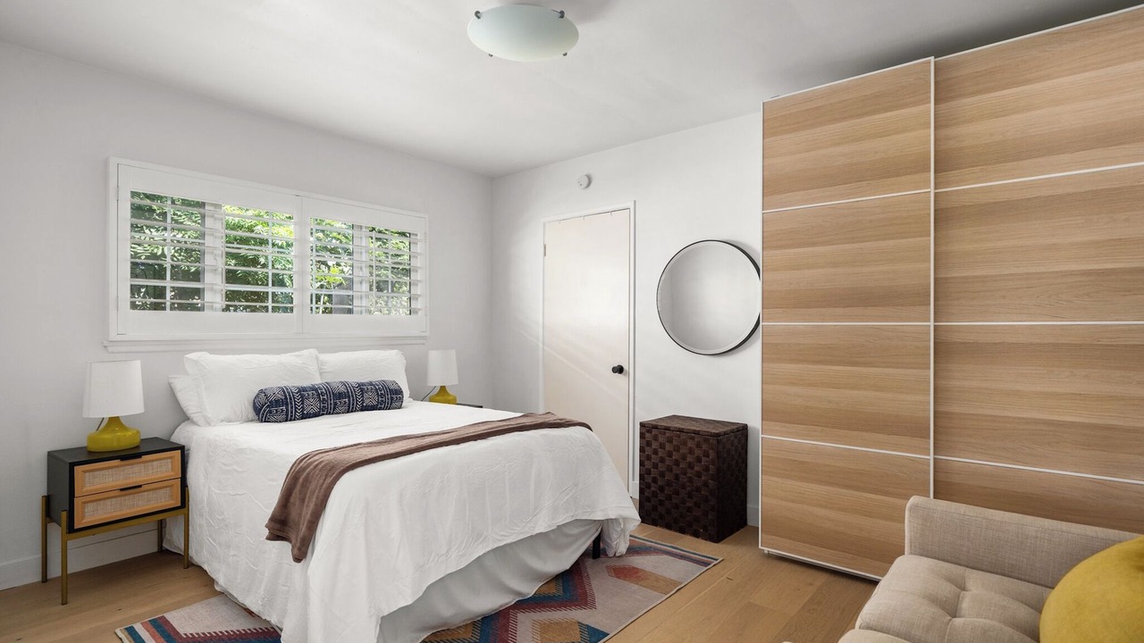Photo of Bedroom in Reseda