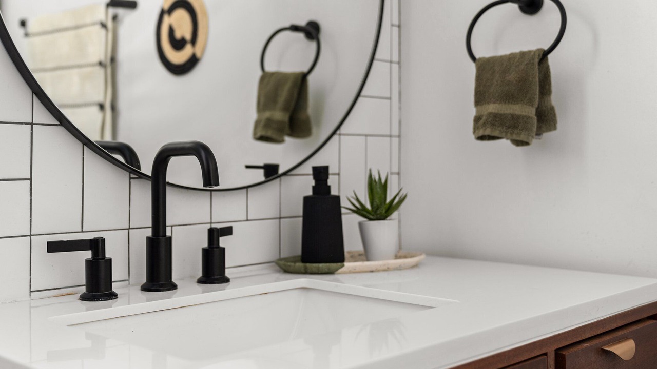 Photo of Bathroom in Reseda