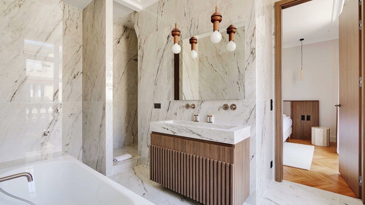 Photo of Bathroom in Porte-Dauphine