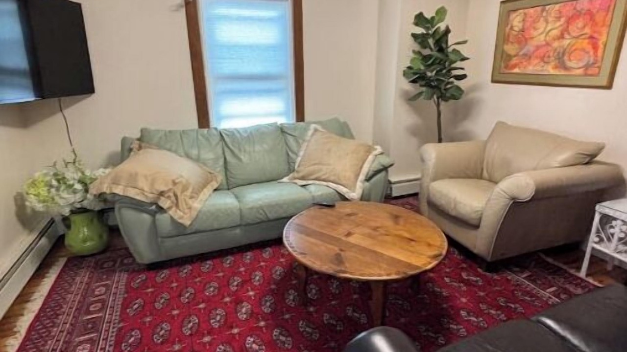 Photo of Livingroom in Plainville