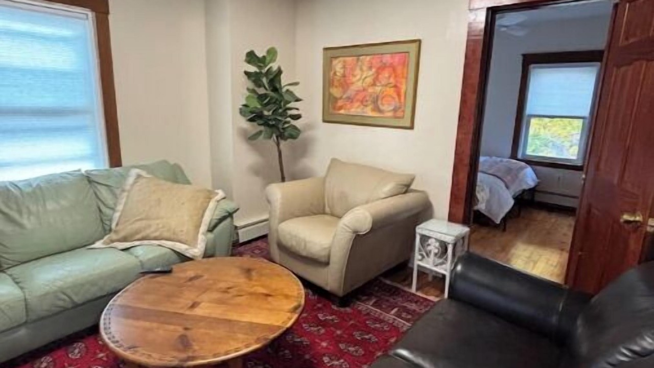 Photo of Livingroom in Plainville