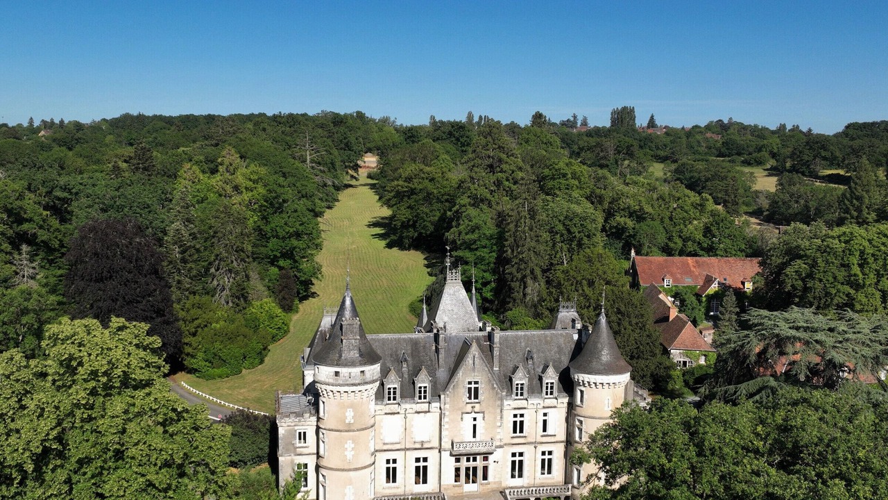 Photo of Outdoor in Cluis