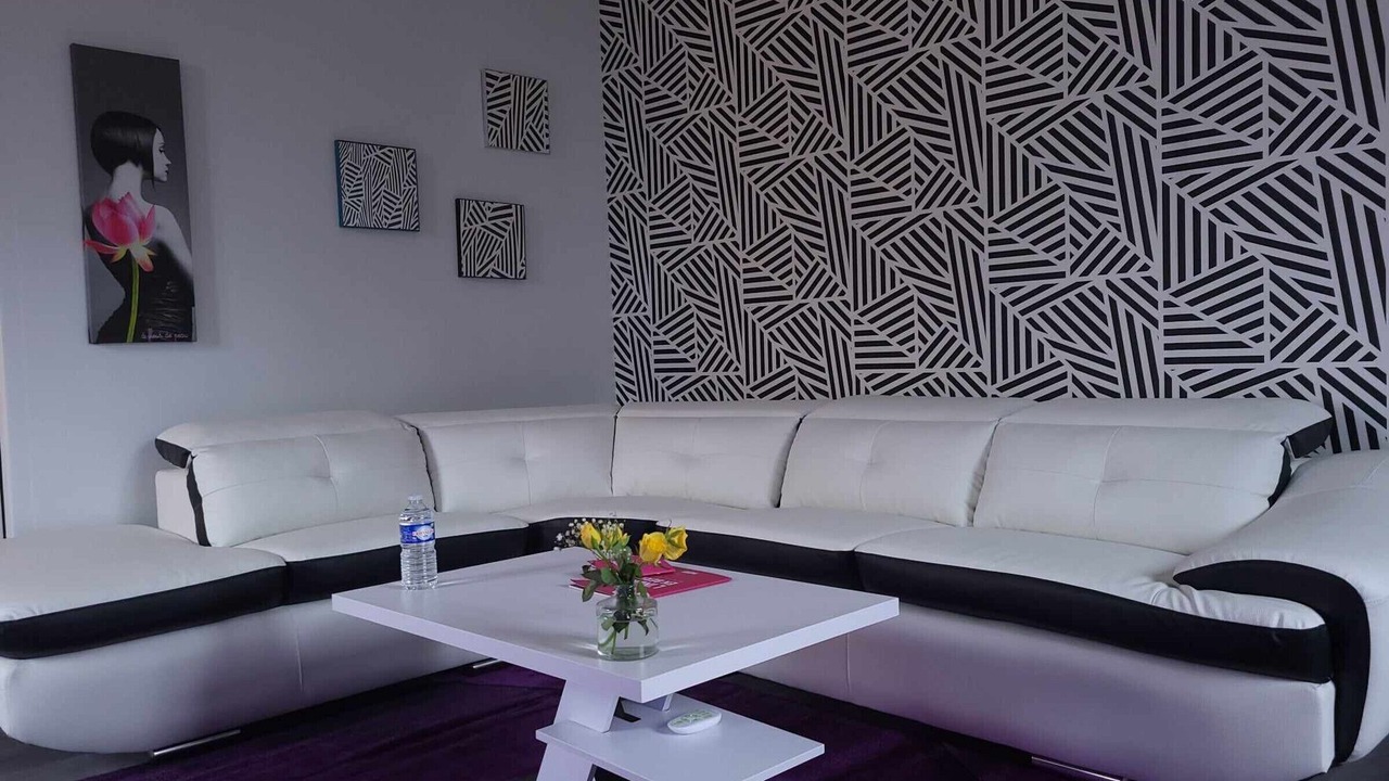 Photo of Others in Cluis