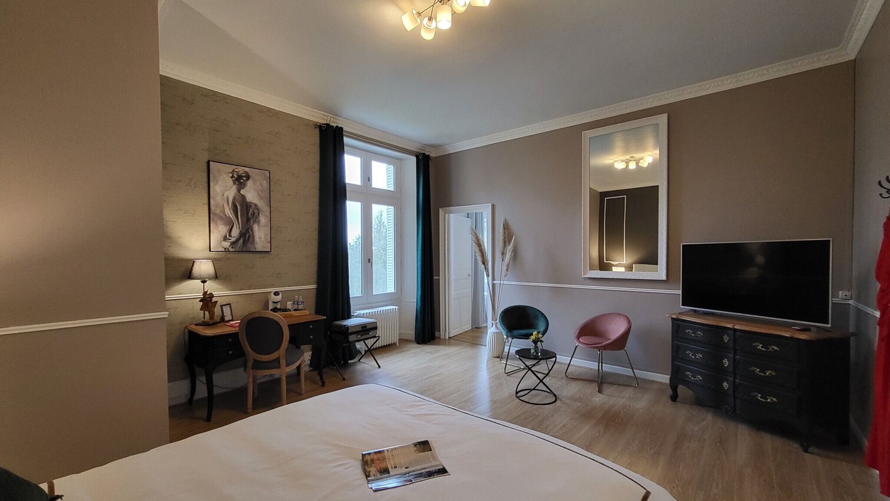 Photo of Bedroom in Cluis