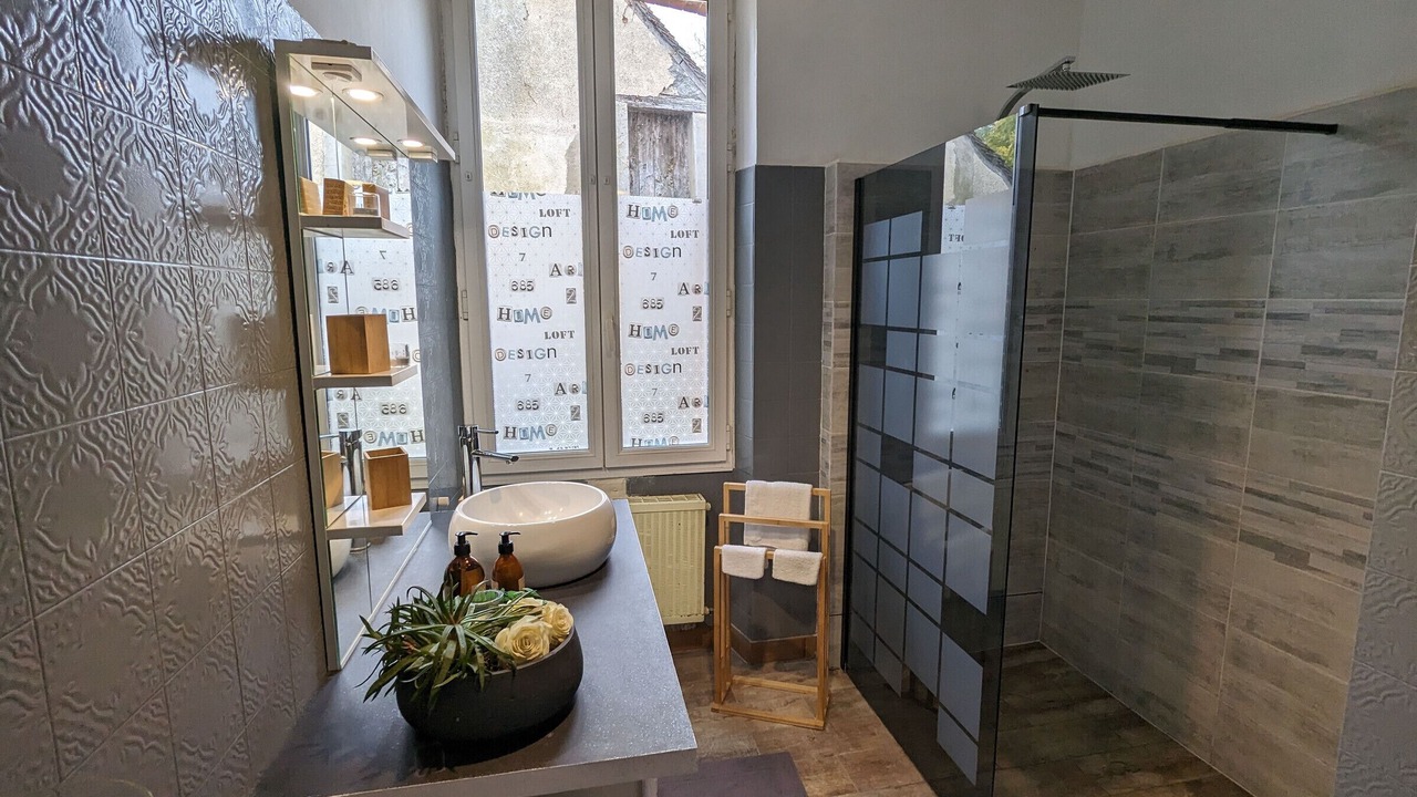 Photo of Others in Lorris