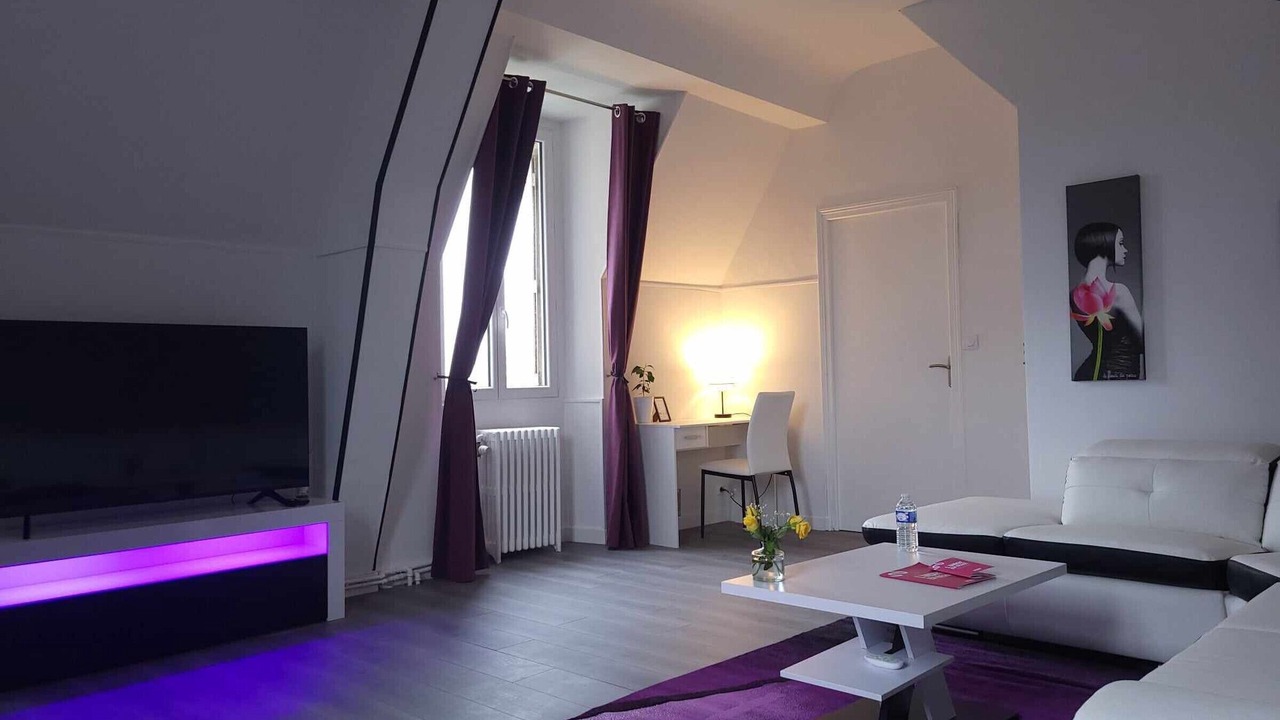 Photo of Others in Cluis